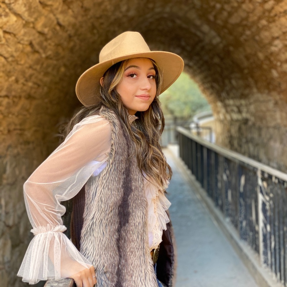 Meet your Posher, Spicy nuggets